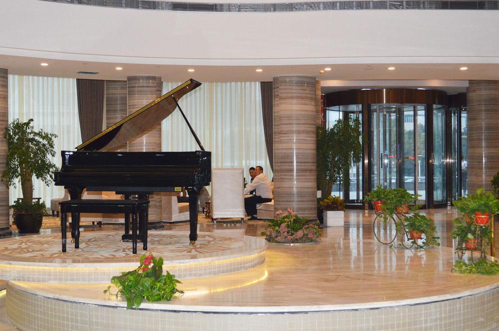 Noble Center Hotel Thượng Hải Ngoại thất bức ảnh