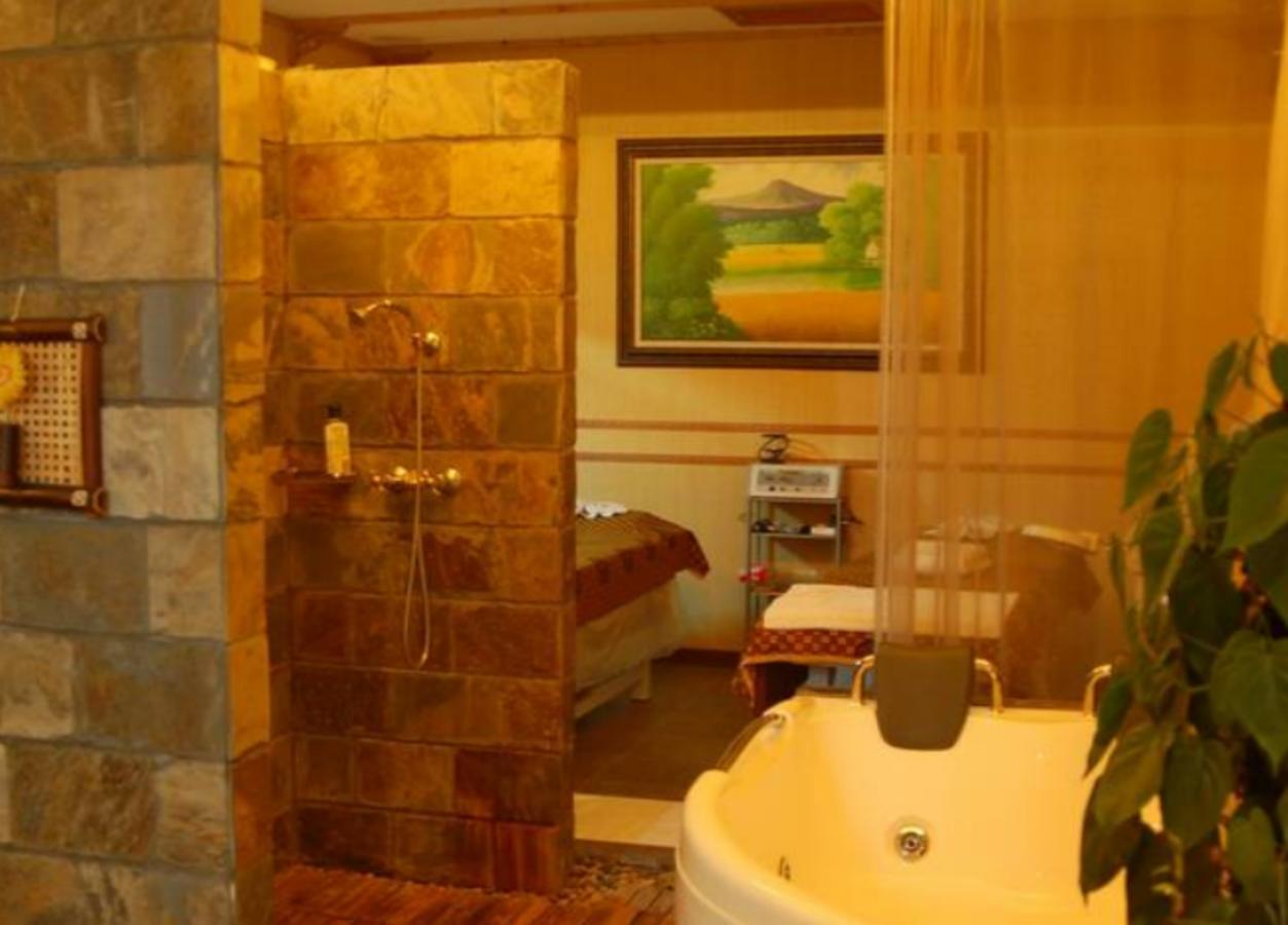 Noble Center Hotel Thượng Hải Ngoại thất bức ảnh