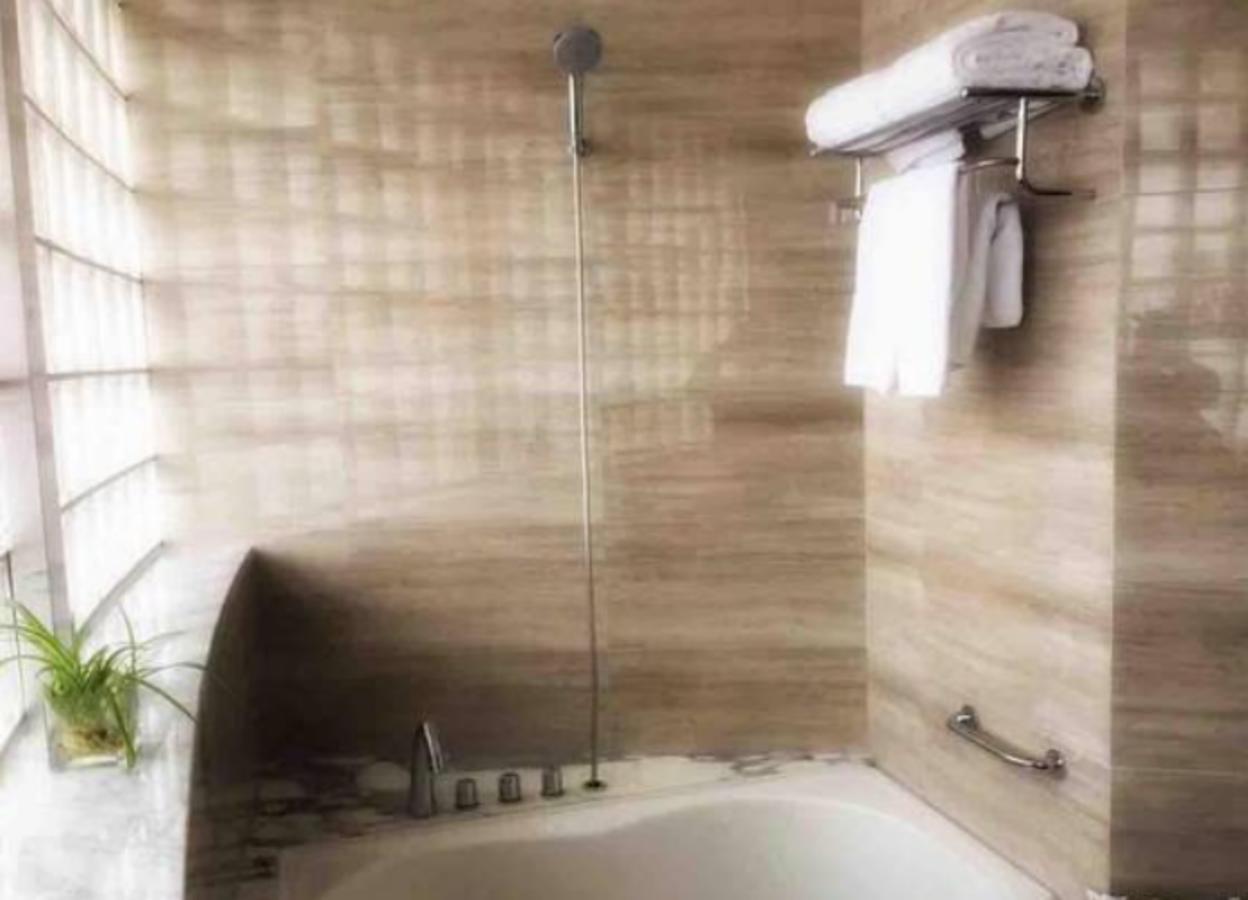 Noble Center Hotel Thượng Hải Ngoại thất bức ảnh