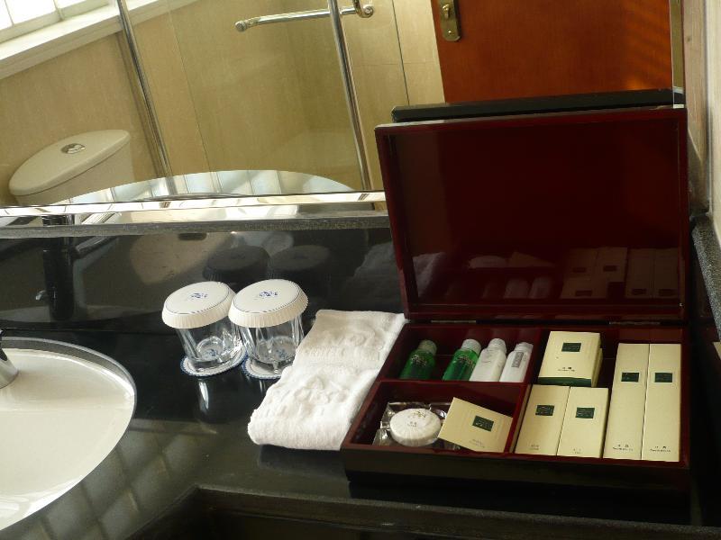 Noble Center Hotel Thượng Hải Ngoại thất bức ảnh