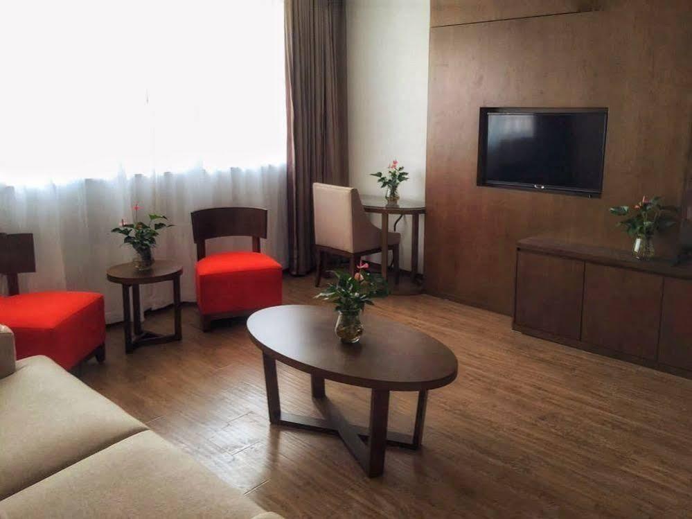 Noble Center Hotel Thượng Hải Ngoại thất bức ảnh